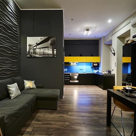 Central Location Yellow-Black Apartment Budapest Extérieur photo